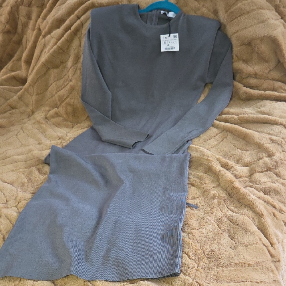 Zara Olive Green Backless Dress